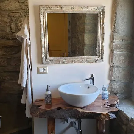 Villa Casa Nella Roccia Castelmezzano Exterior foto