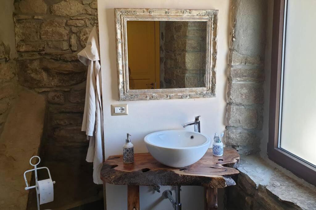 Casa Nella Roccia *