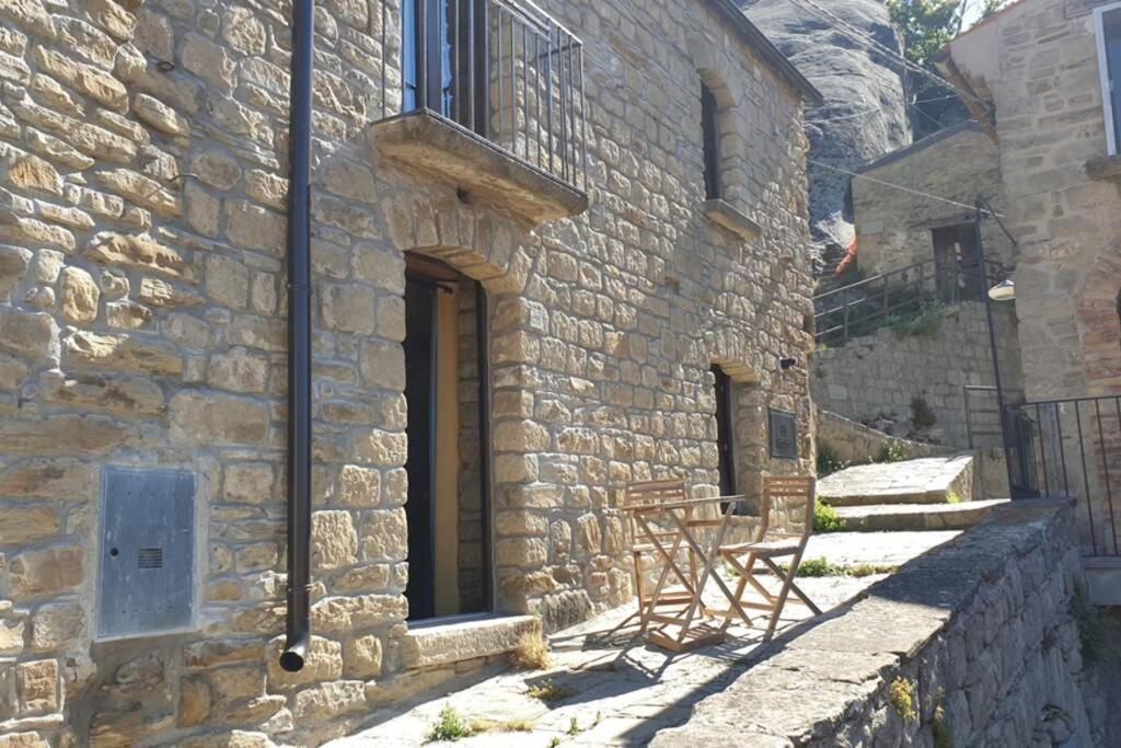 Casa Nella Roccia * Castelmezzano